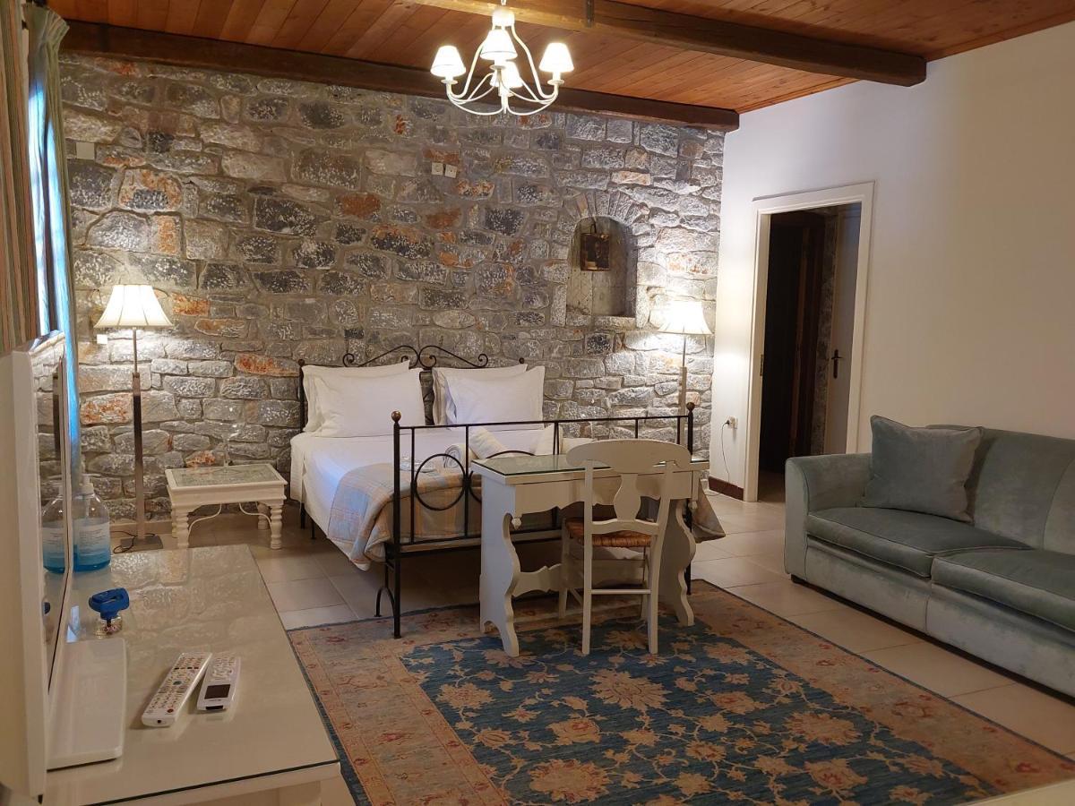 Porto Vitilo Boutique Hotel Karavosztászi Kültér fotó